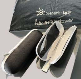 Parasol w etui